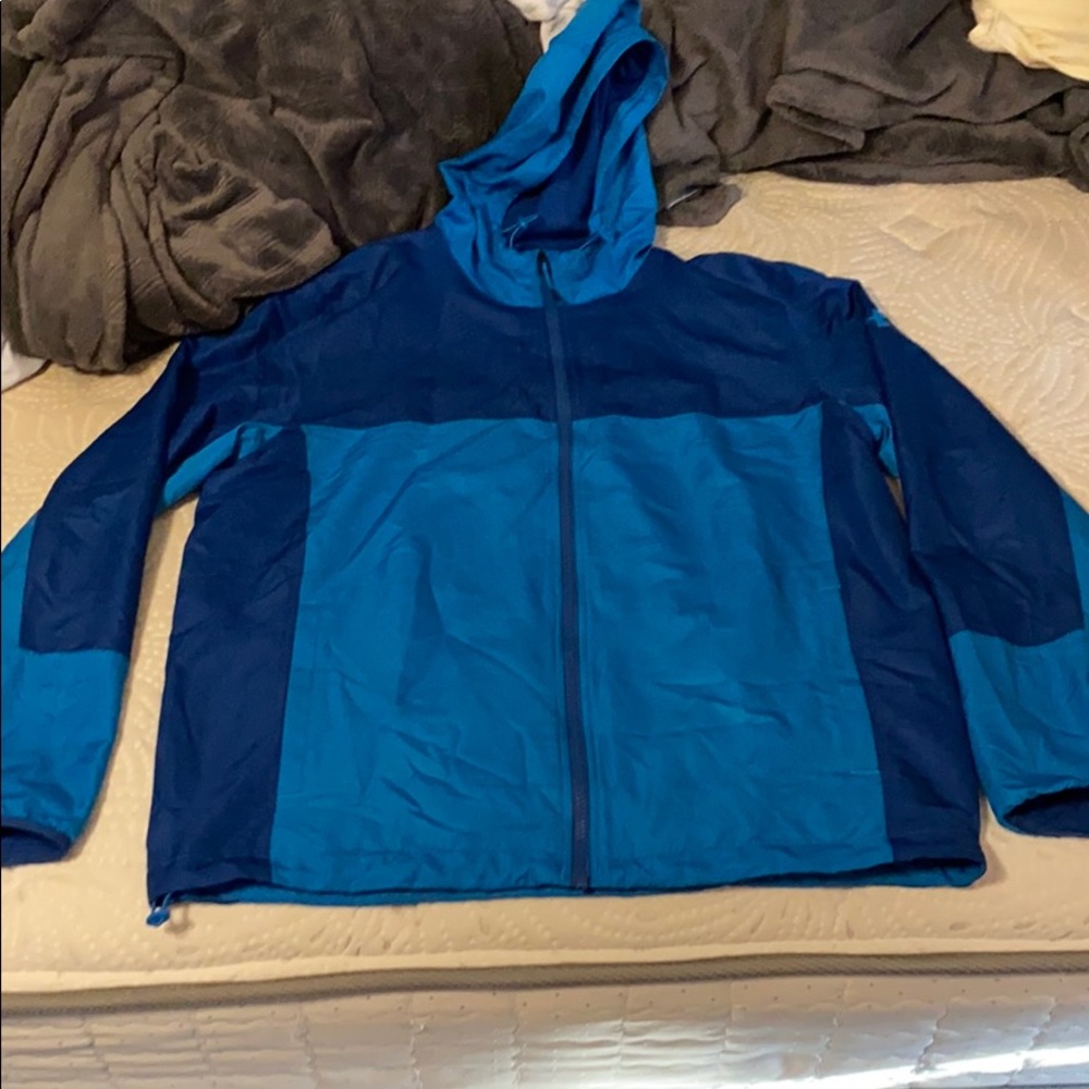 Under Armour rain repellent jacket. Storm 1.